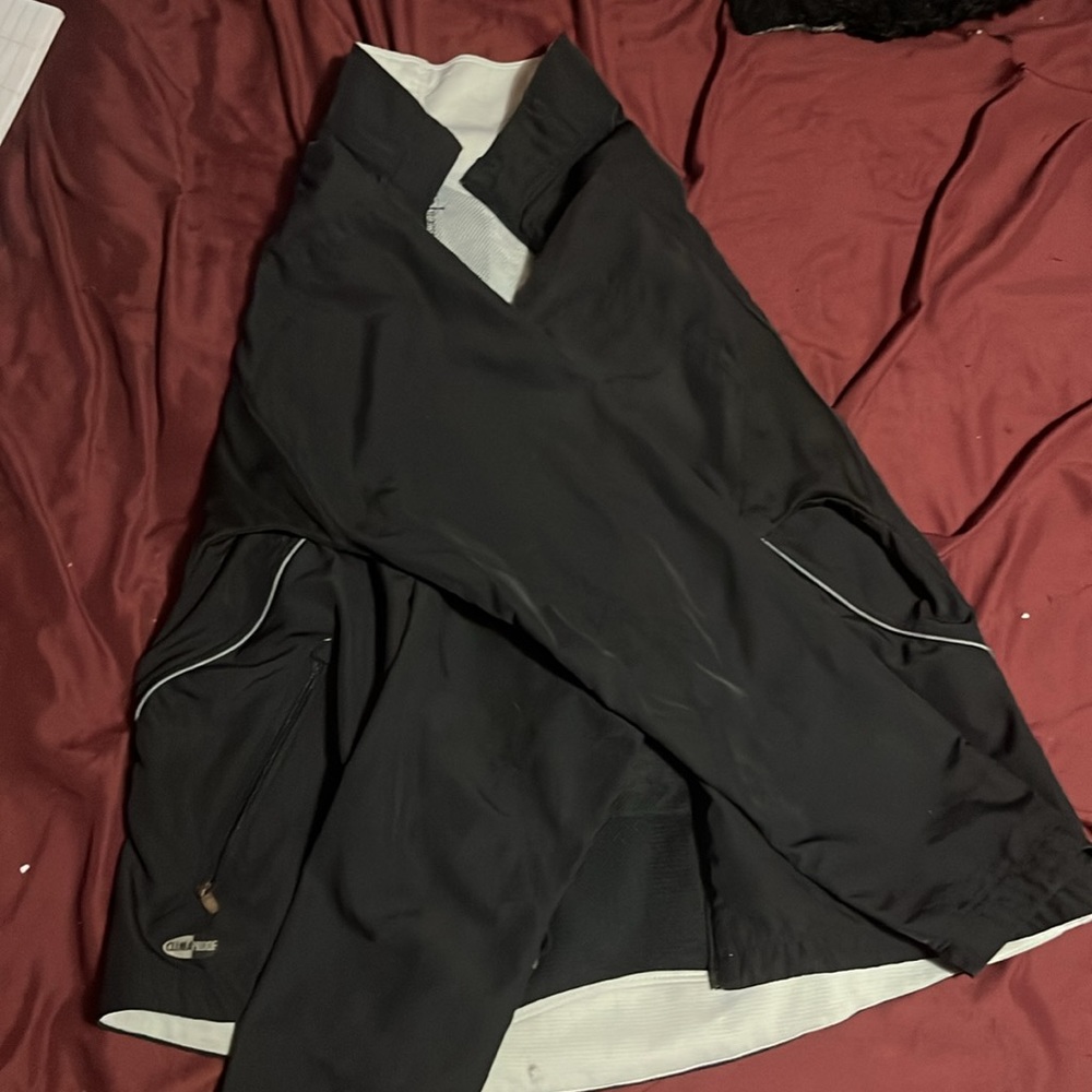 running jacket - Picture 2 of 4